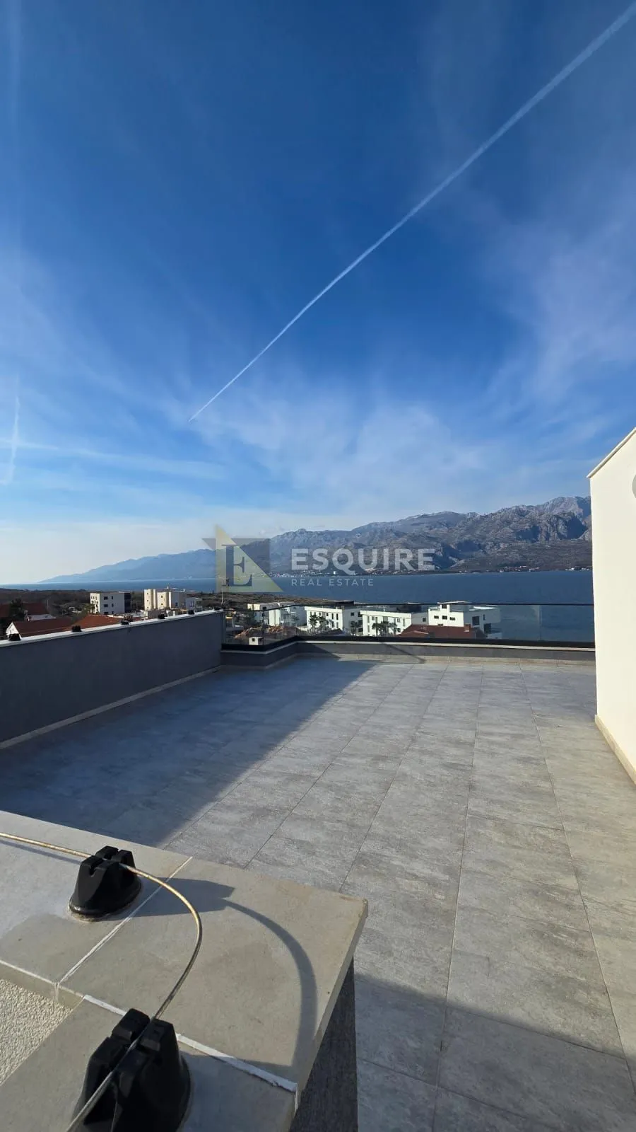 vinjerac - trosoban penthouse s krovnom terasom i panoramskim pogledom na more!! - slika 15