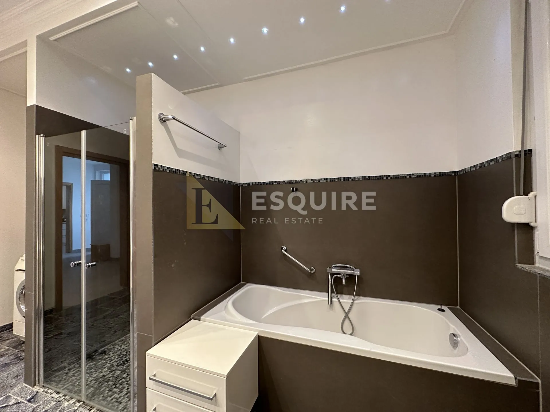 donja jagodnja - apartmanska kuća s bazenom - 540m2 - slika 19