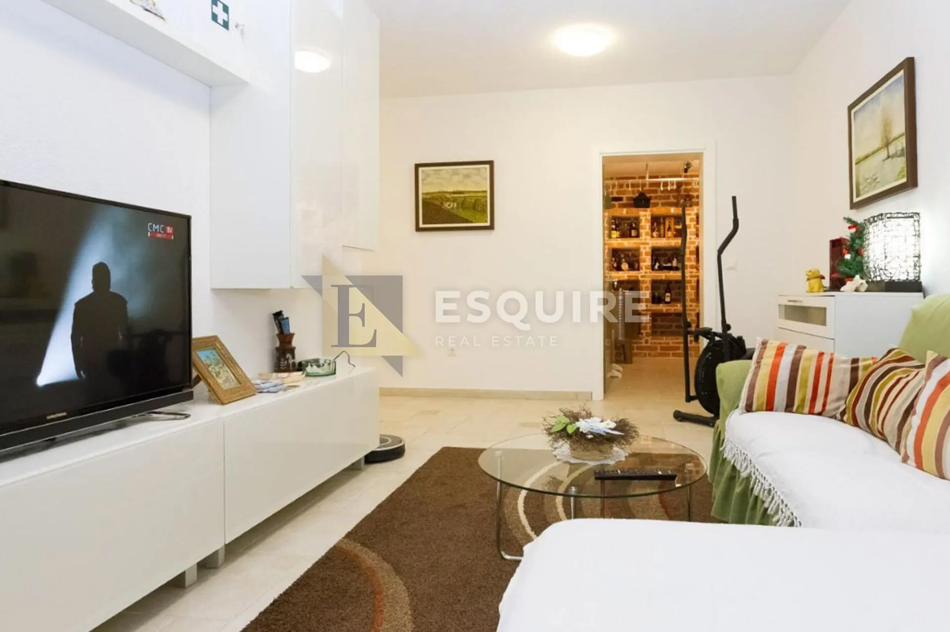 sukošan - kuća sa tri stana ukupne stambene površine - 345m2 - slika 37
