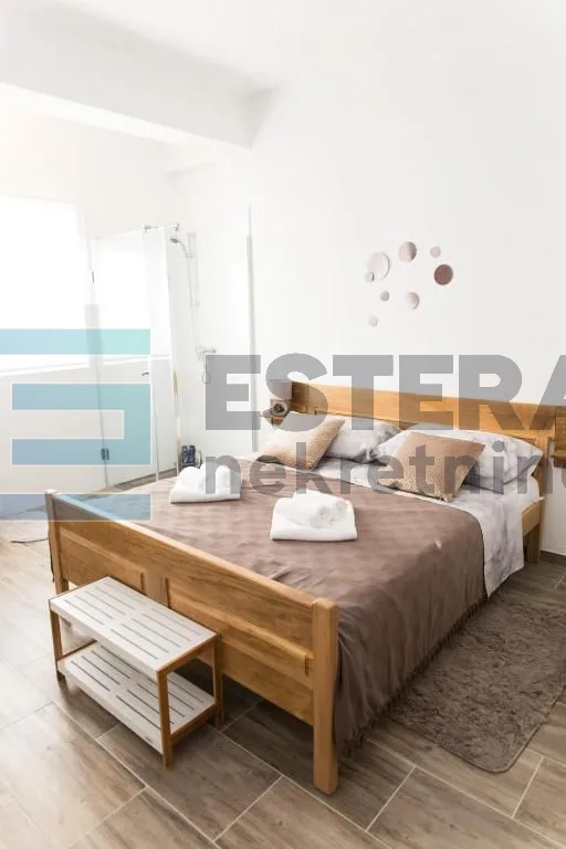 prodaja kuća za odmor 160 m2, perušić - slika 9