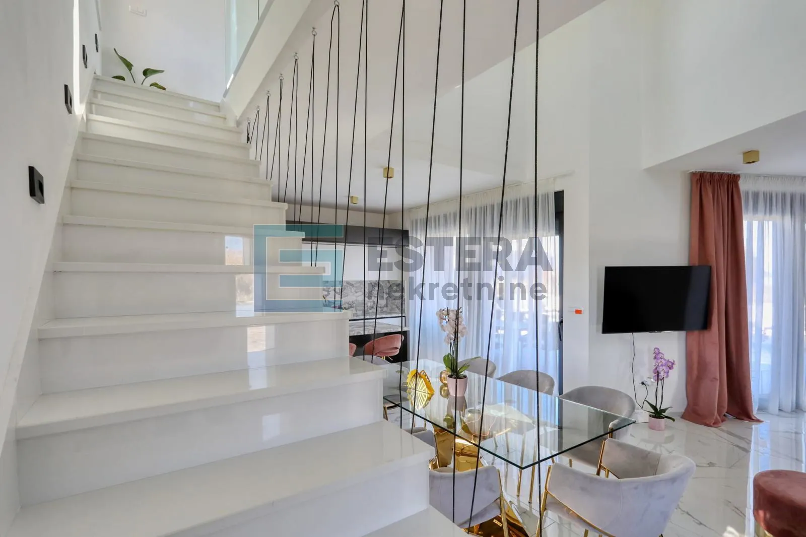 luksuzna vila prodaja privlaka, 200 m2, bazen - slika 12