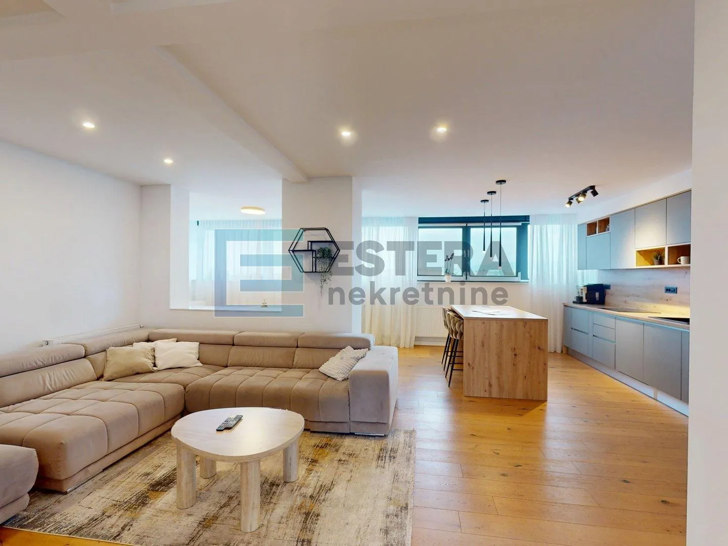 stan 113 m2 prodaja velika gorica, 4s, balkon, parking, 3. kat - slika 2