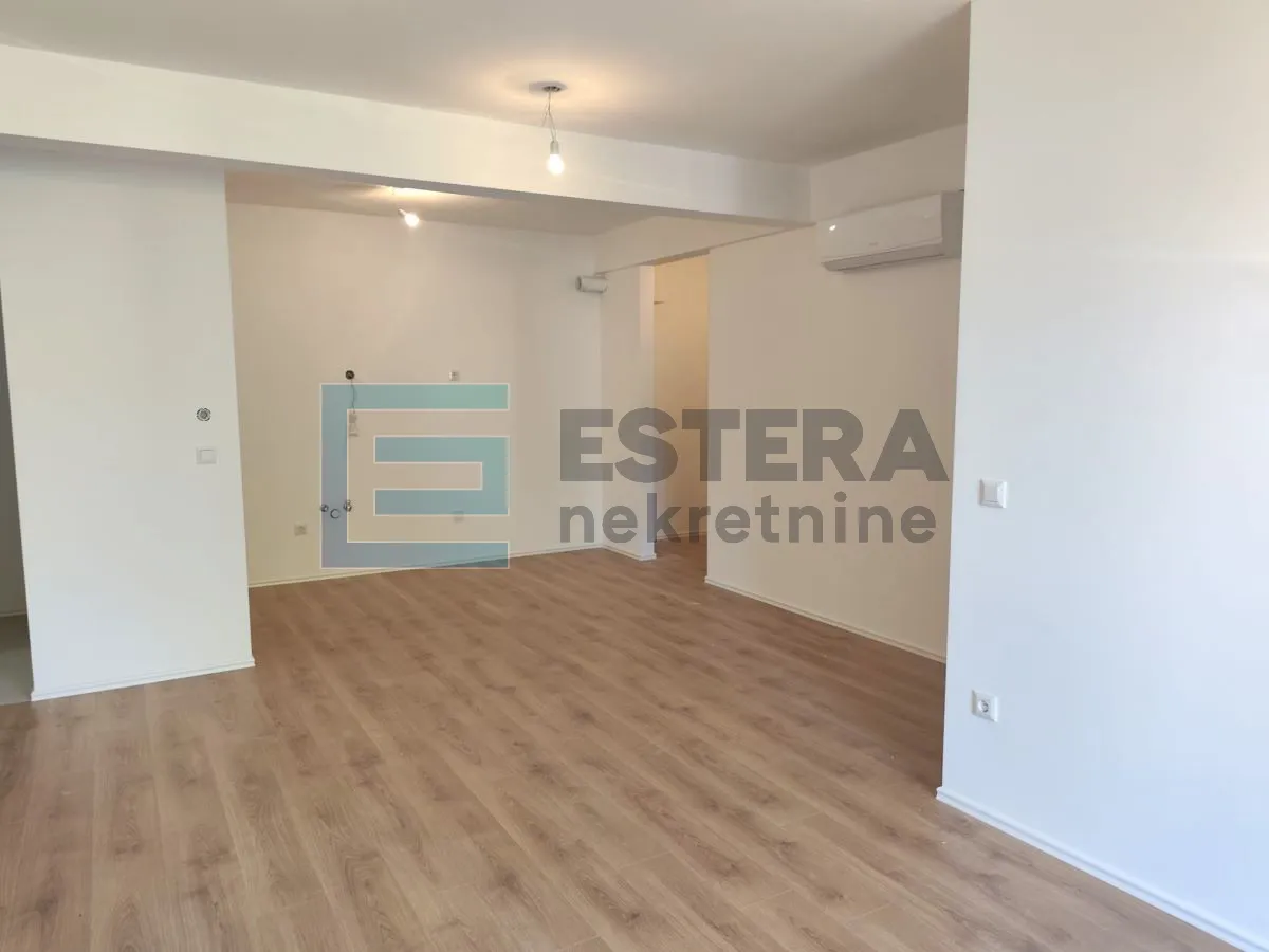 trosoban stan novogradnja (penthouse) 103,71 m2 novi marof - slika 8