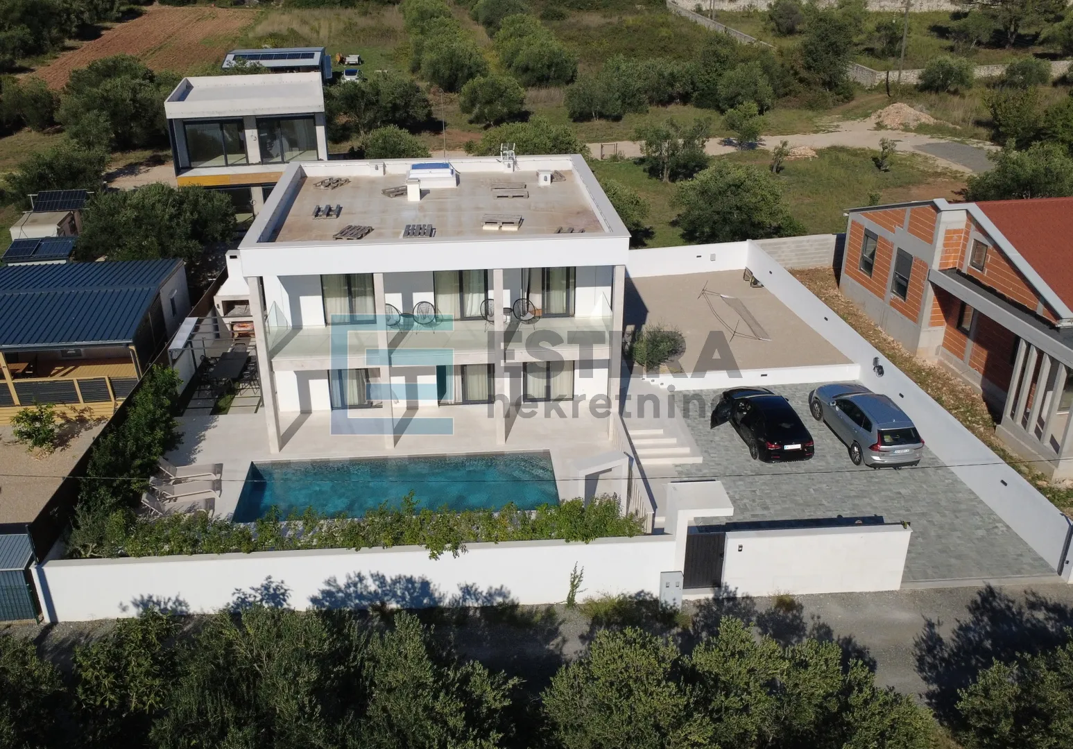 villa sa bazenom i pogledom na more prodaja - slika 2