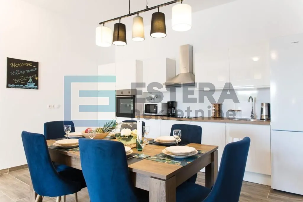 prodaja kuća za odmor 160 m2, perušić - slika 11
