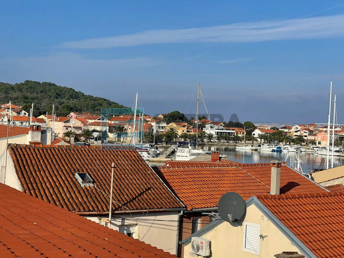 apartmanska kuća 240 m2 prodaja, ugljan, kukljica, 50 m od mora - slika 13