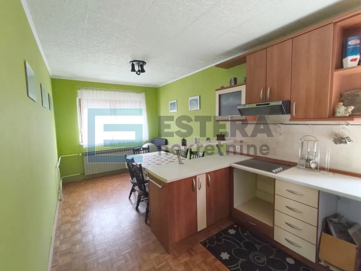 kuća prodaja, varaždin (hallerova aleja) top lokacija, 309,78 m2 - slika 14