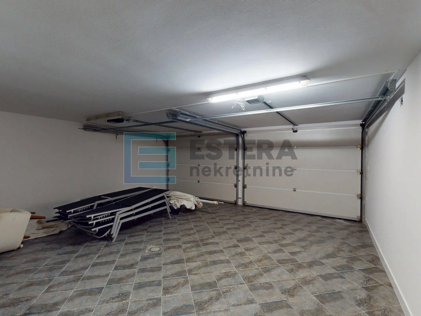 prodaja luksuzna vila deanovec 670 m2 - slika 24
