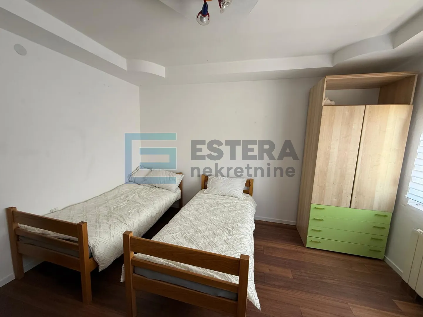 stambeno poslovna zgrade 600m2 prodaja caginec, zemljište 7430 m2 - slika 21