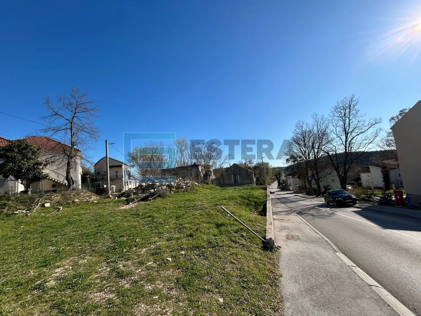 benkovac građevinsko zemljište 860 m2 prodaja - slika 2