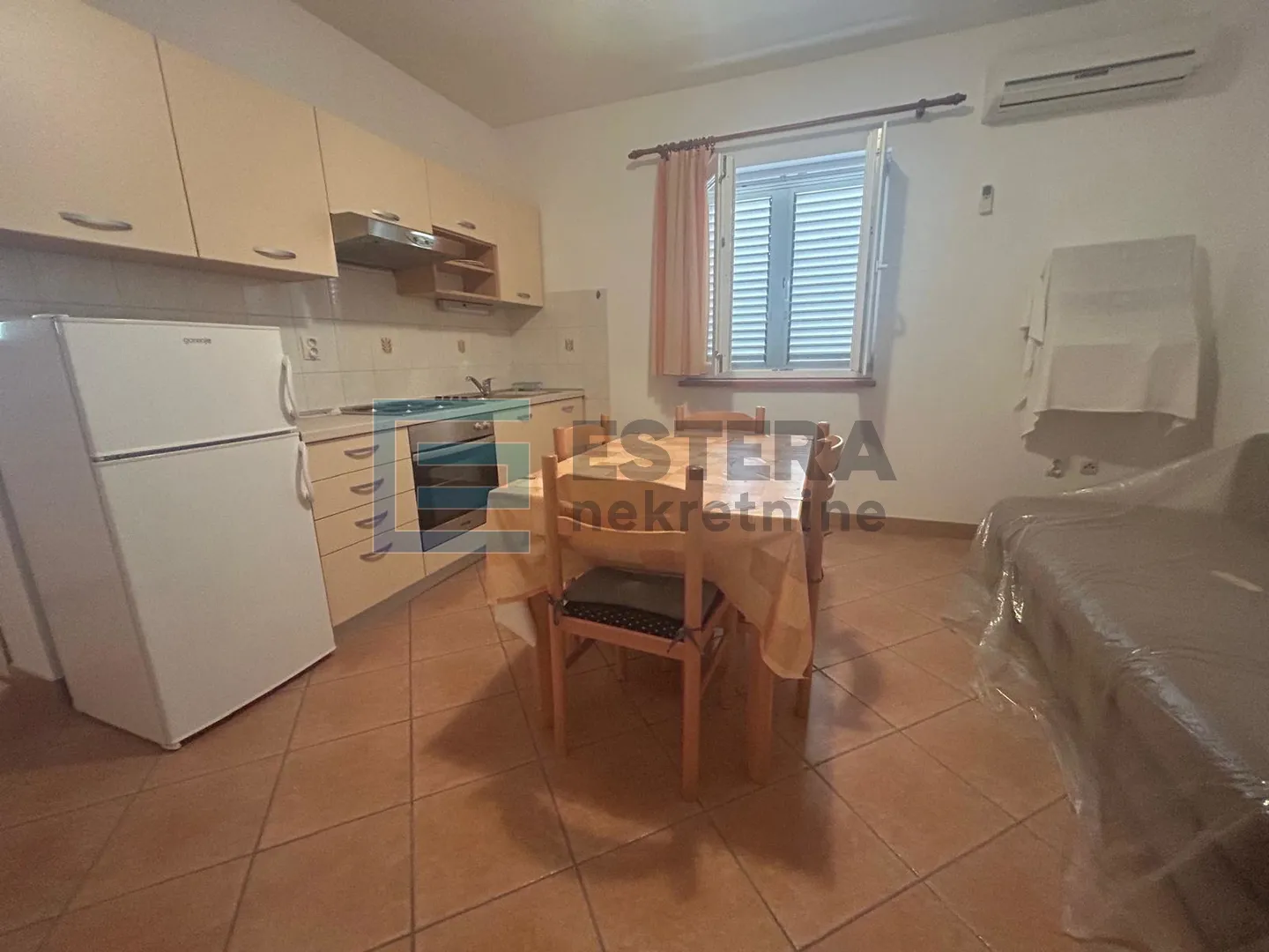 kuća prizemnica s 3 stambene jedinice, 307 m2 biograd n/m prodaja - slika 11