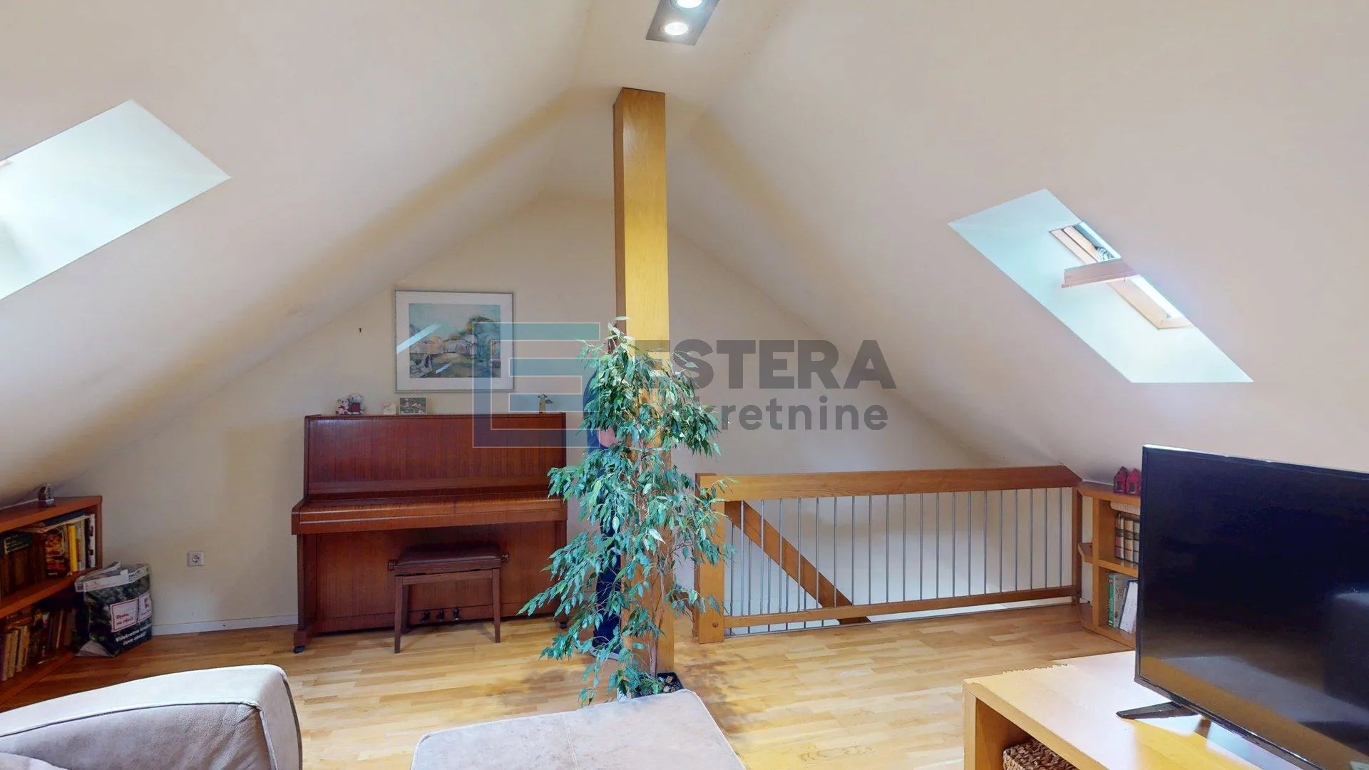 stan prodaja četverosobni, trešnjevka sjever, dvoetažni 92 m2 - slika 23