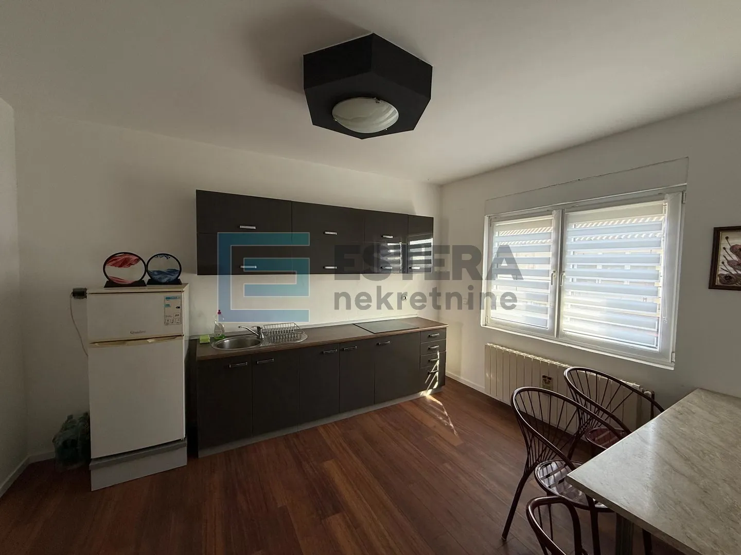 stambeno poslovna zgrade 600m2 prodaja caginec, zemljište 7430 m2 - slika 18