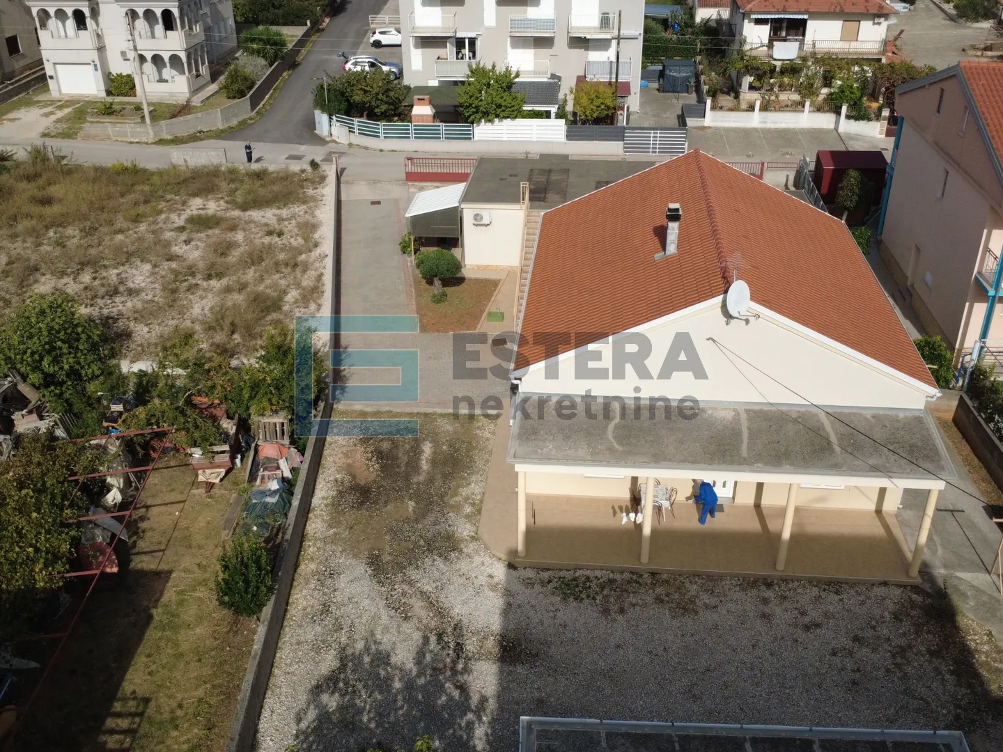 kuća prizemnica s 3 stambene jedinice, 307 m2 biograd n/m prodaja - slika 3