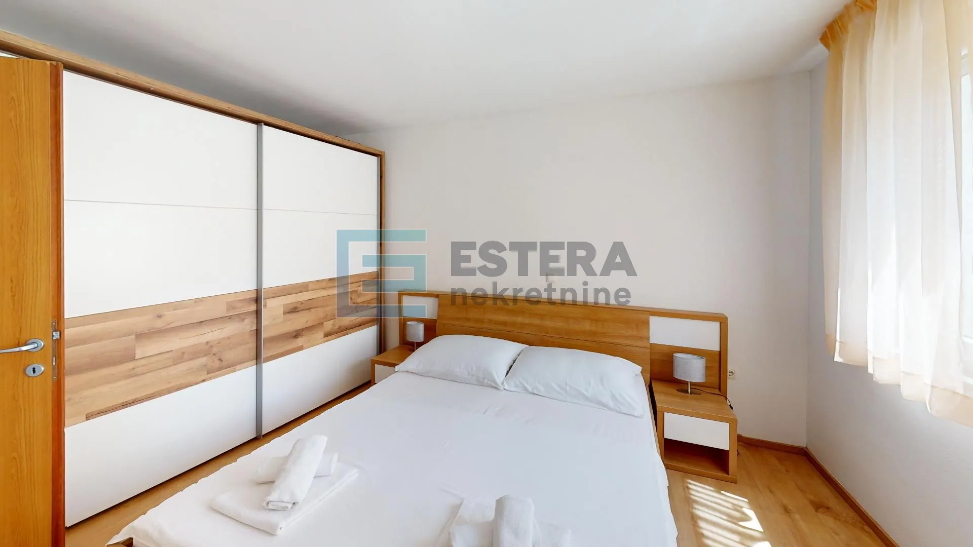 apartmanska kuća s 10 app i bazen! - slika 10