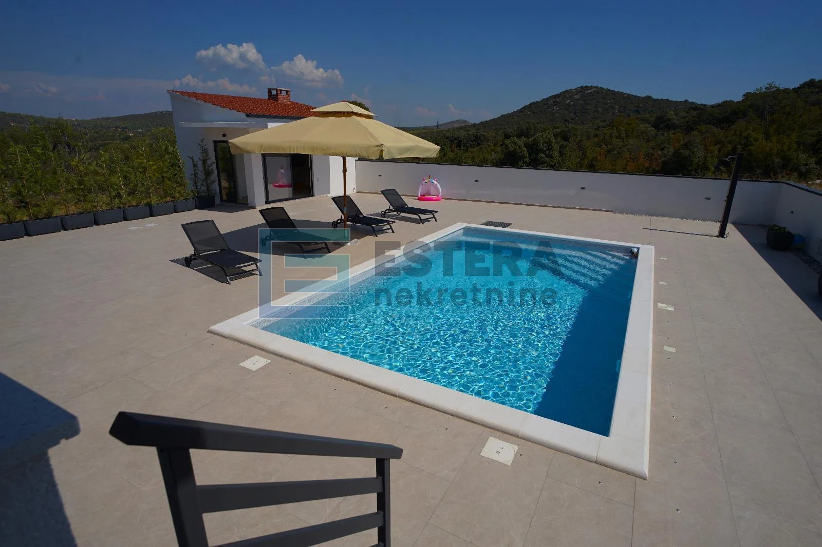 villa s bazenom, biograd n/m okolica, prodaja - slika 11