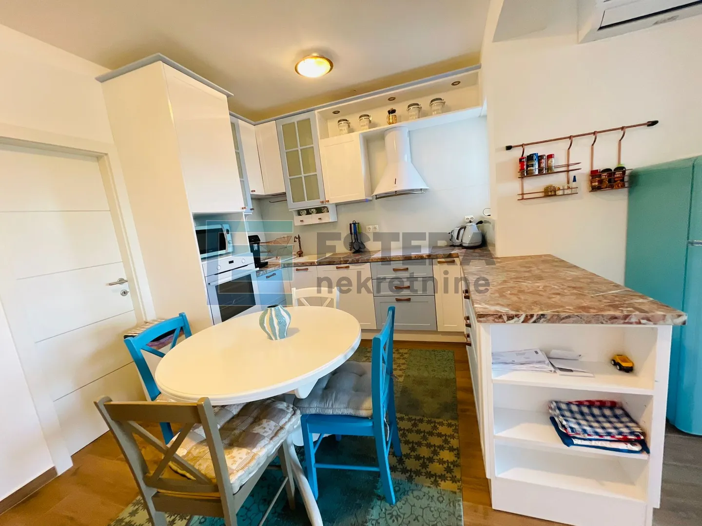 apartman 90 m2 prodaja lučina, otok pašman, prvi red do mora, garaža, 3s - slika 4