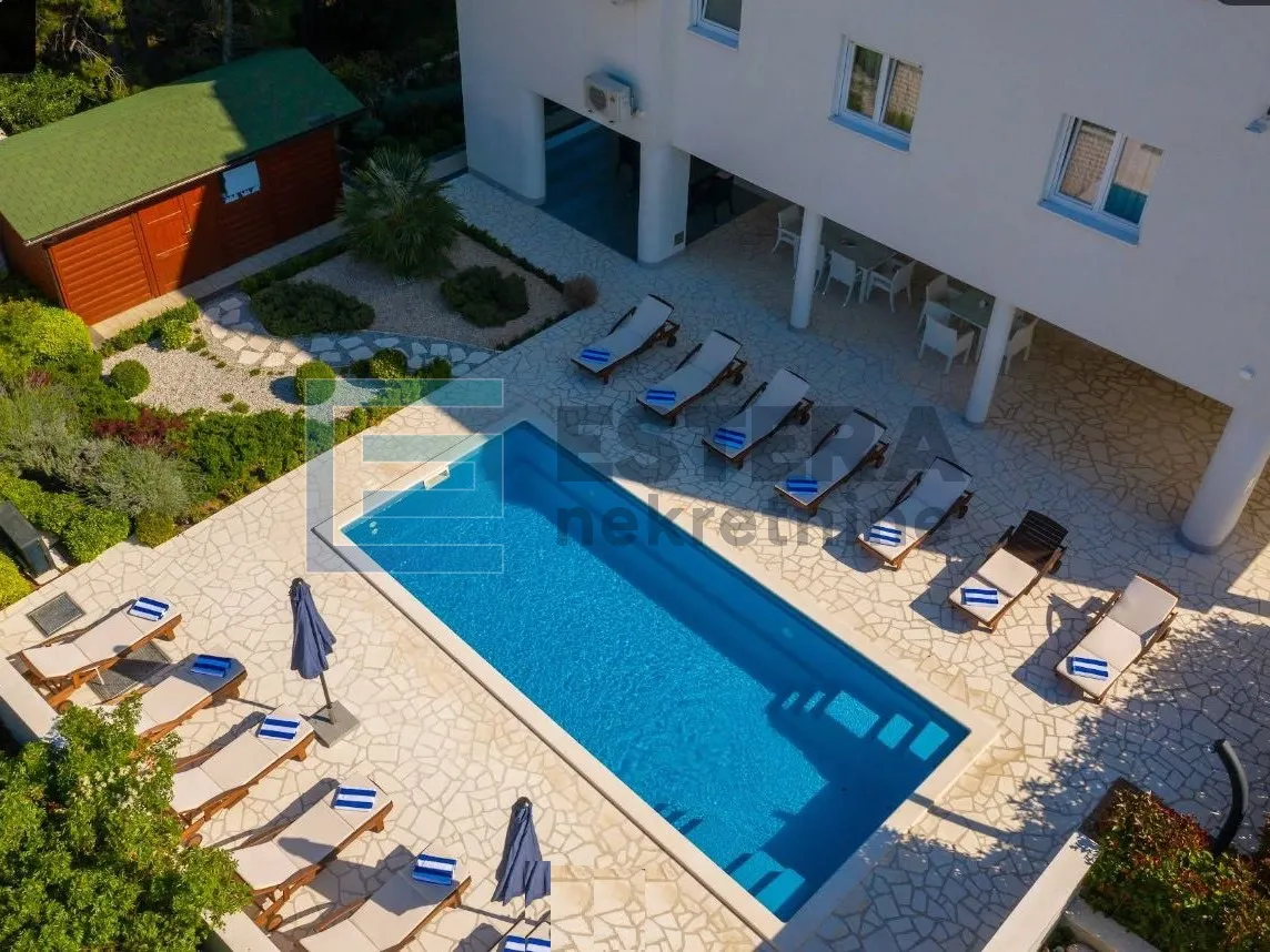apartman u 50 m2 prodaja srima, priz, parking, bazen - slika 11
