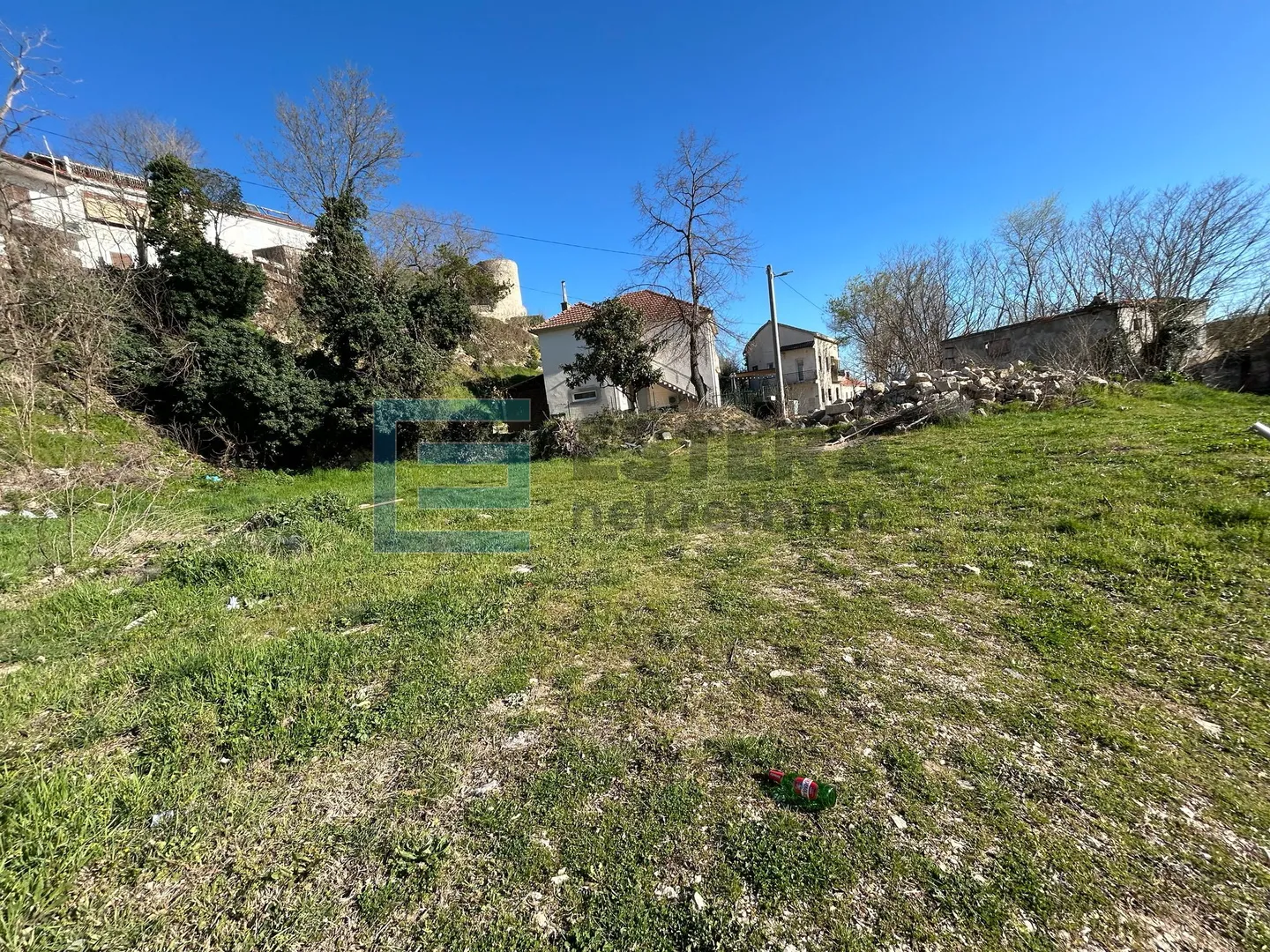 benkovac građevinsko zemljište 860 m2 prodaja - slika 3