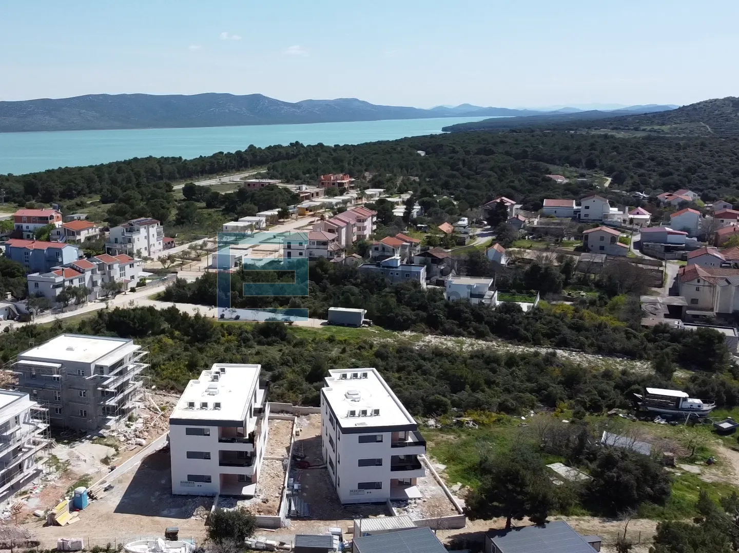 stan prodaja novogradnja, pakoštane, 82 m2, 4s, priz, parking, vrt - slika 12