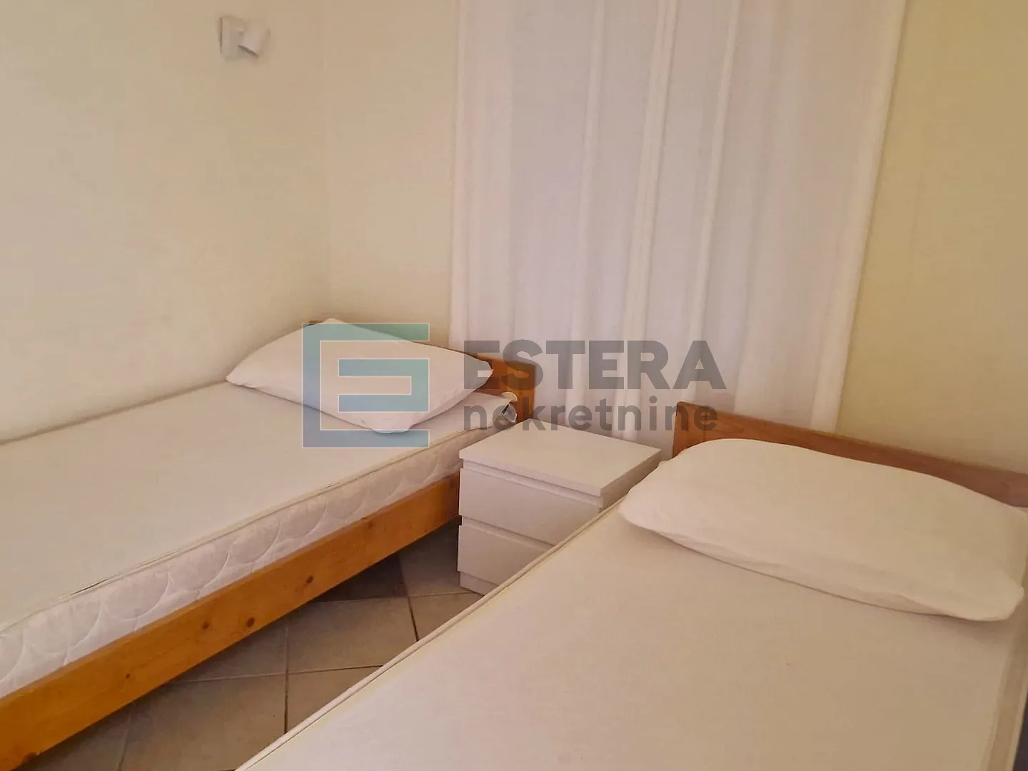 kuća prodaja vir, 4 apartmana, 148 m2, 60 m od mora - slika 17