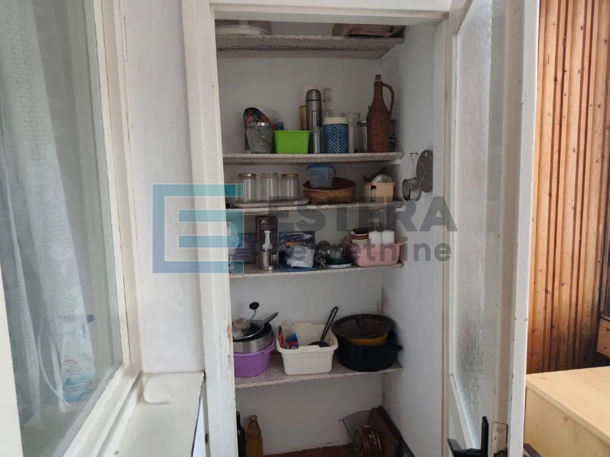 stan 142.22 m2 varaždin (centar) + garaža - slika 7