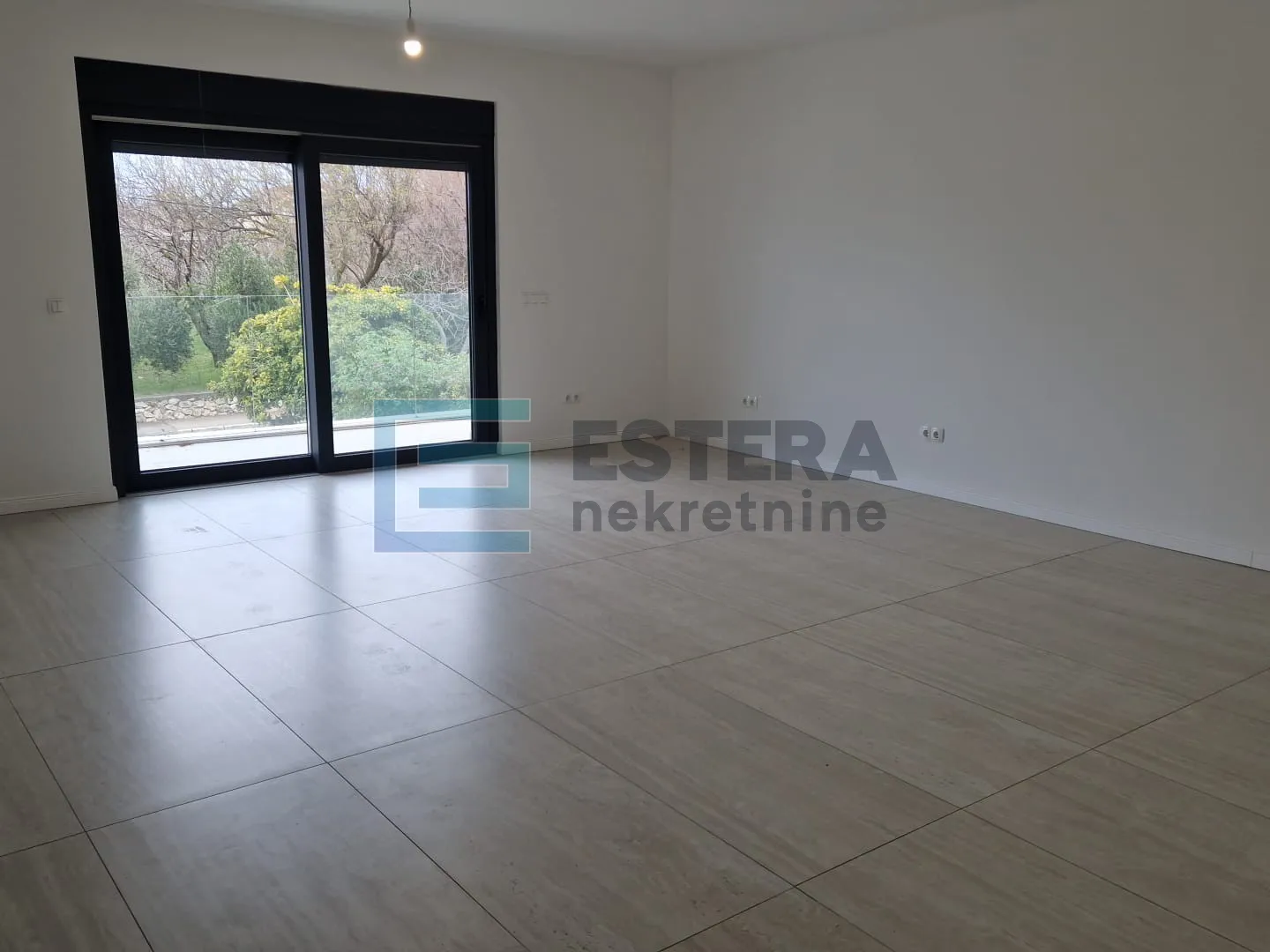apartman 87 m2 prodaja privlaka, 3s, 1. kat, balkon, parking, 150 m od mora - slika 3