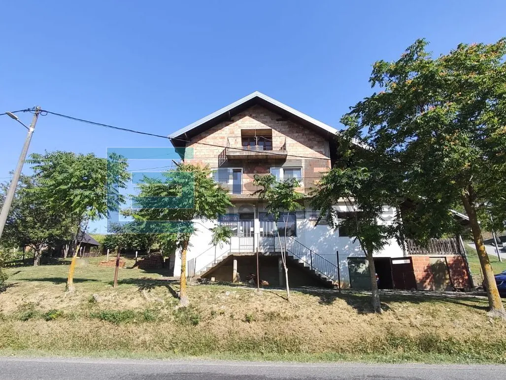Stambeno-poslovni objekt PRODAJA 275 m2 Topličica - Grana, Novi Marof