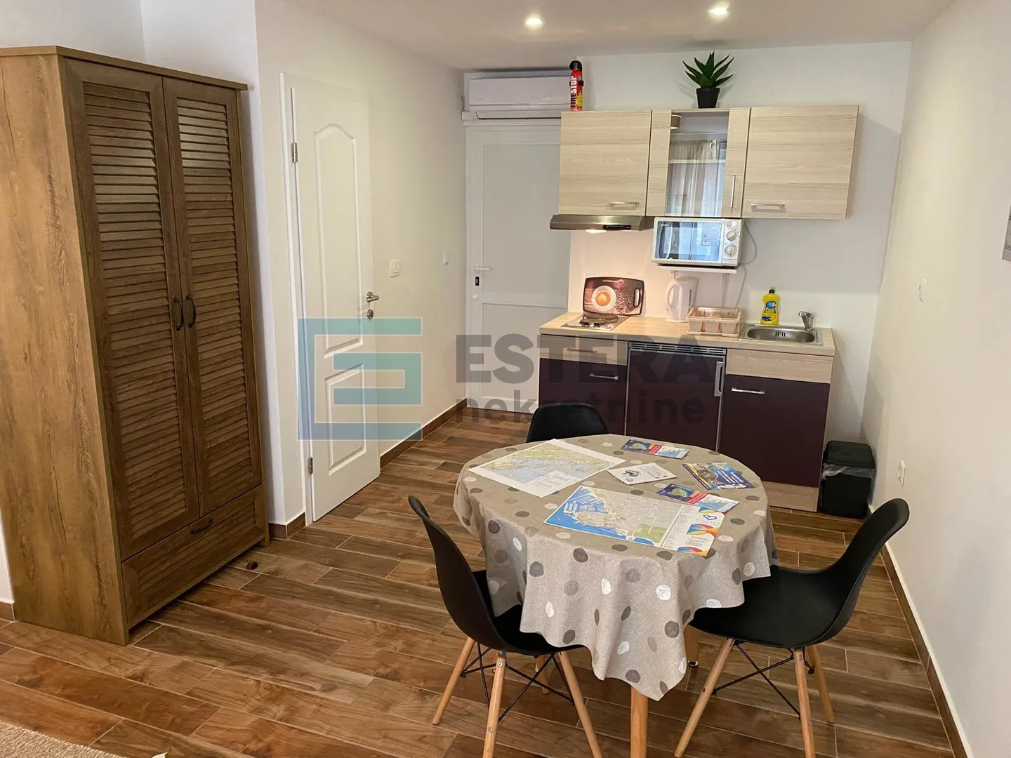 kuća prodaja biograd na moru, 3 apartmana, 60 m od mora - slika 17