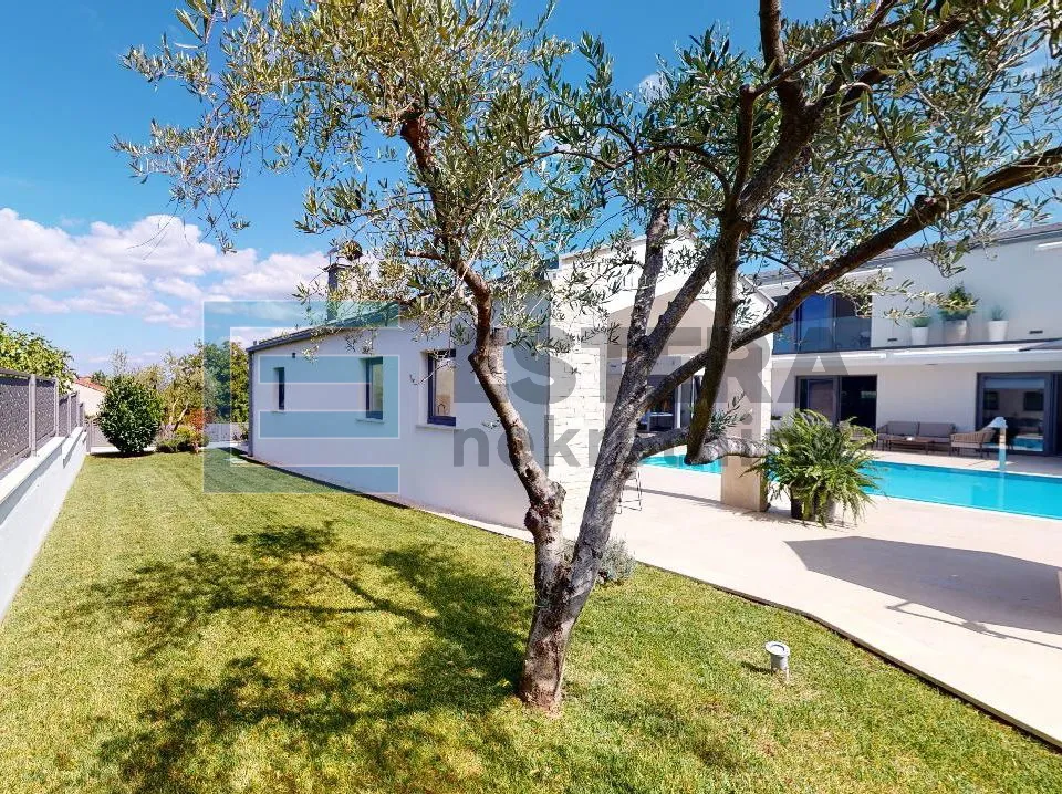 vila unutrašnjost istre 450 m2 - slika 15