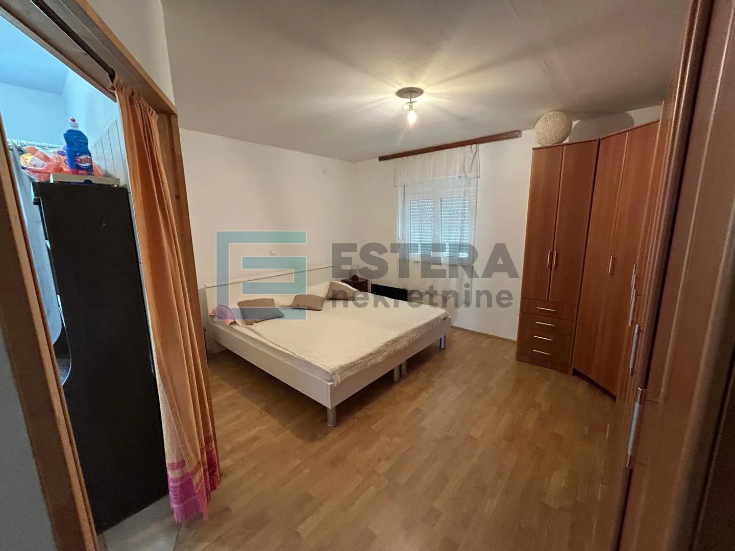 kuća s bazenom i velikom okućnicom prodaja blizina zadra - slika 37