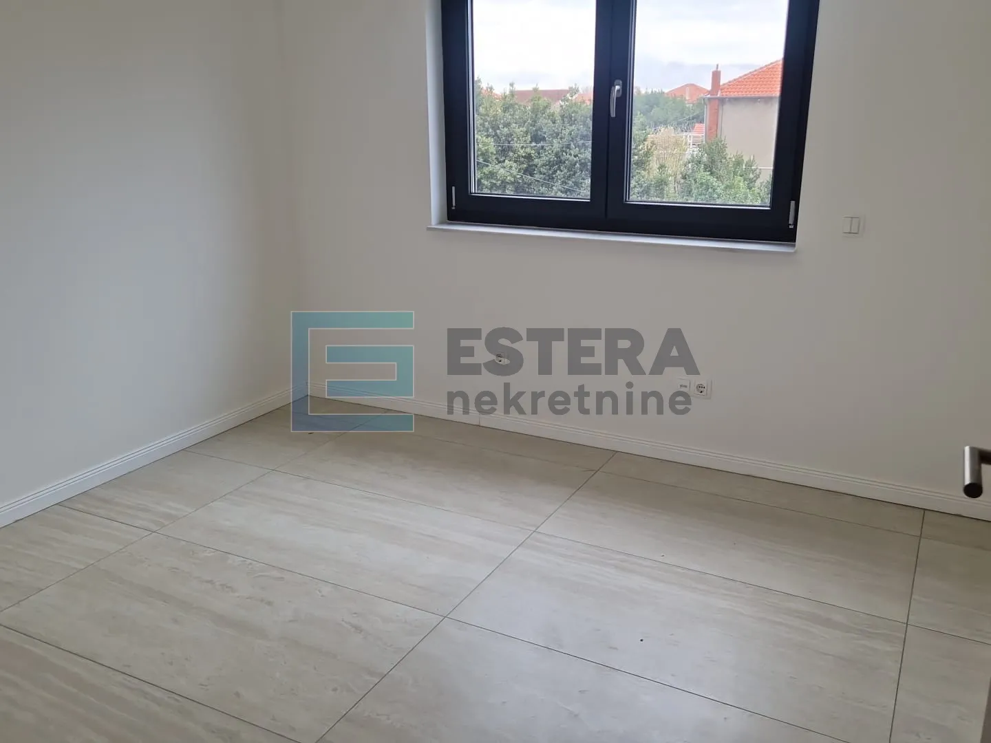 apartman 87 m2 prodaja privlaka, 3s, 1. kat, balkon, parking, 150 m od mora - slika 12
