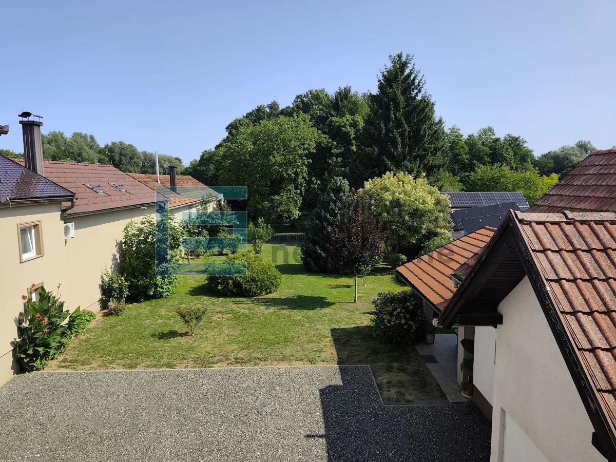 kuća katnica 340 m2 zbelava - slika 26