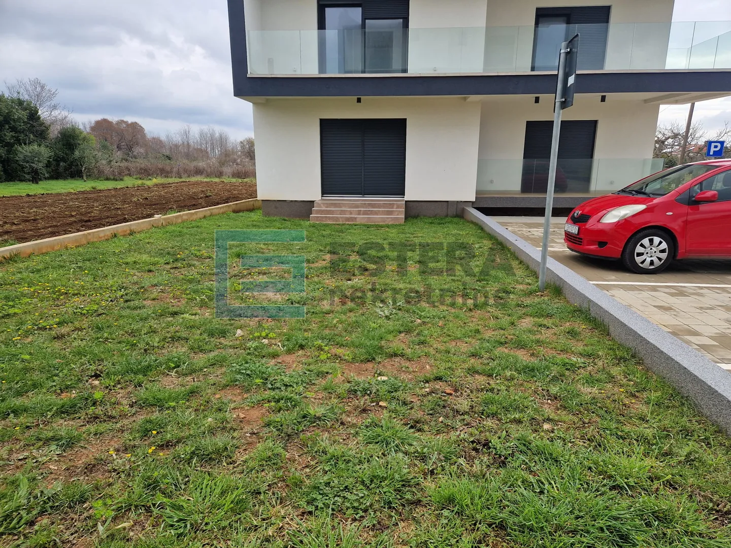 apartman 80 m2 prodaja privlaka, 3s, priz, vrt, parking, 150 m od mora - slika 12