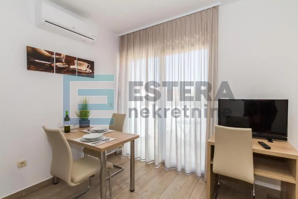 luksuzna villa 200 metara od mora biograd prodaja - slika 11