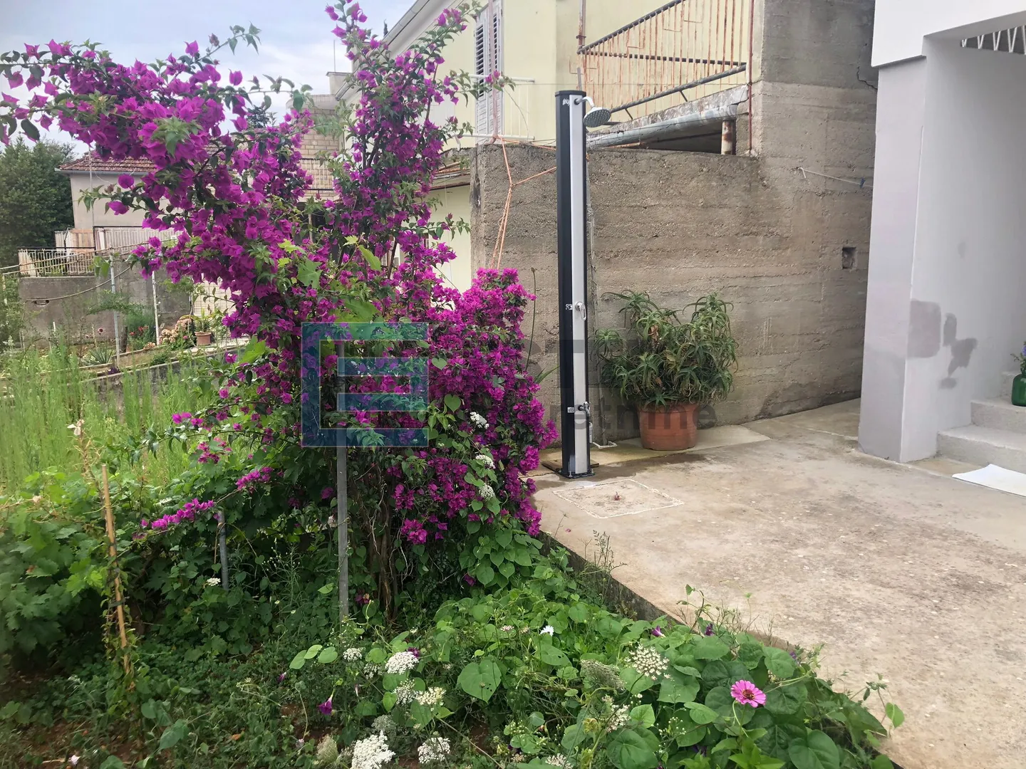 kuća 220 m2 prodaja kali, ugljen, samostojeća, okućnica, polged na more - slika 5