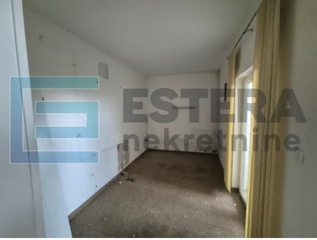 kuća sa 4 jedinice prodaja čiovo, 444 m2 - slika 12