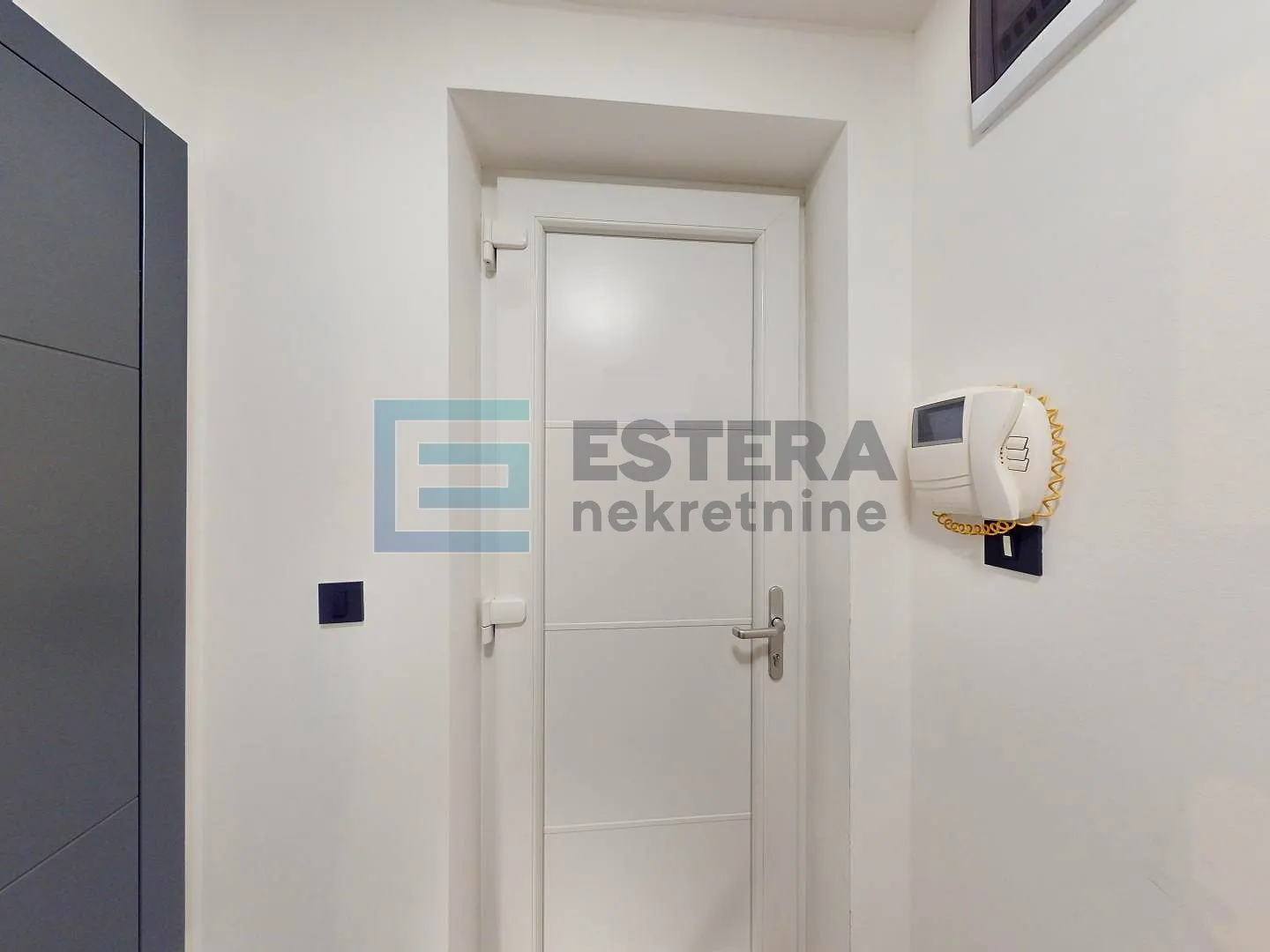 stan prodaja centar 79,61 m2 - slika 3