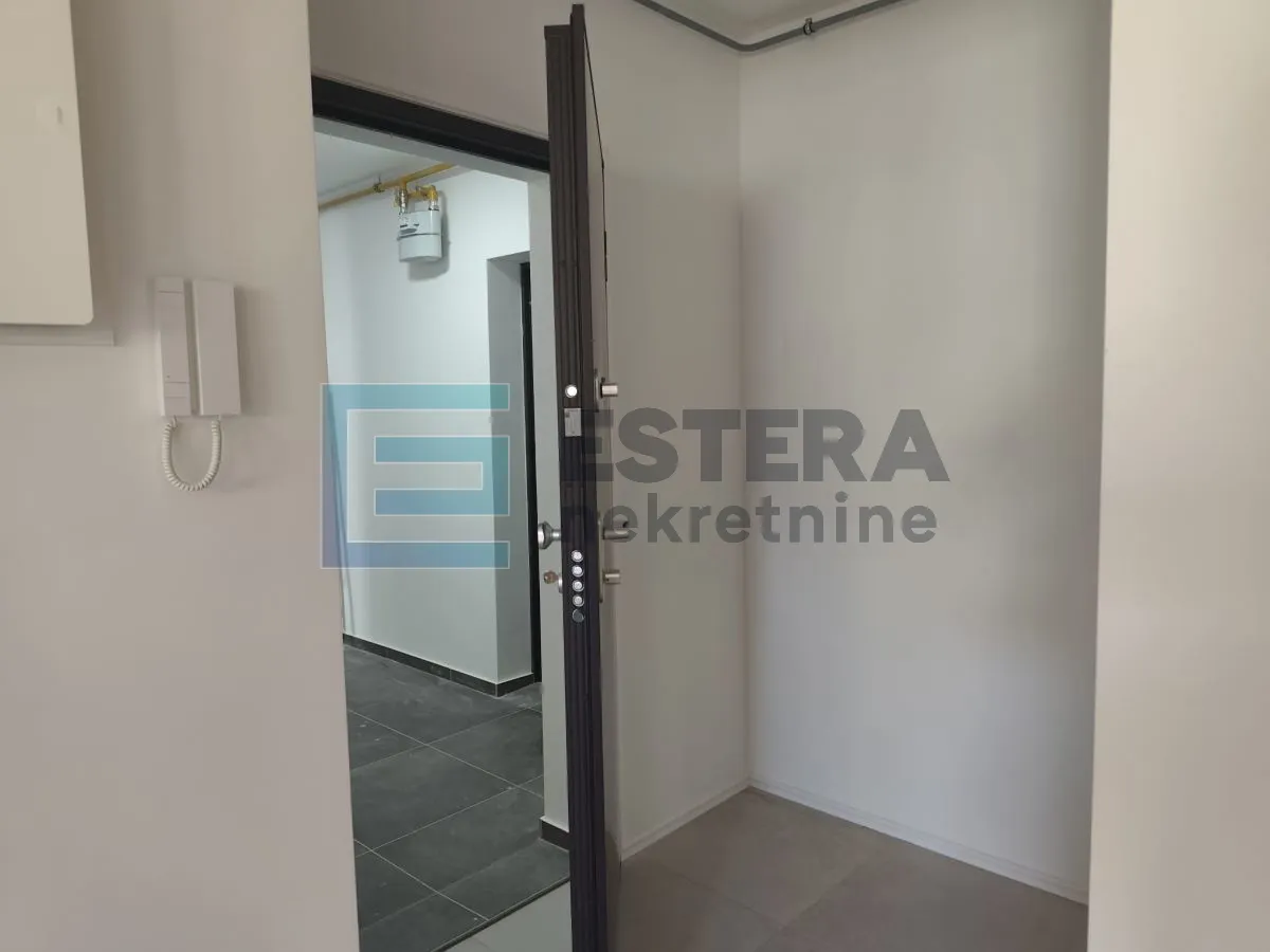 trosoban stan novogradnja (penthouse) 103,71 m2 novi marof - slika 10