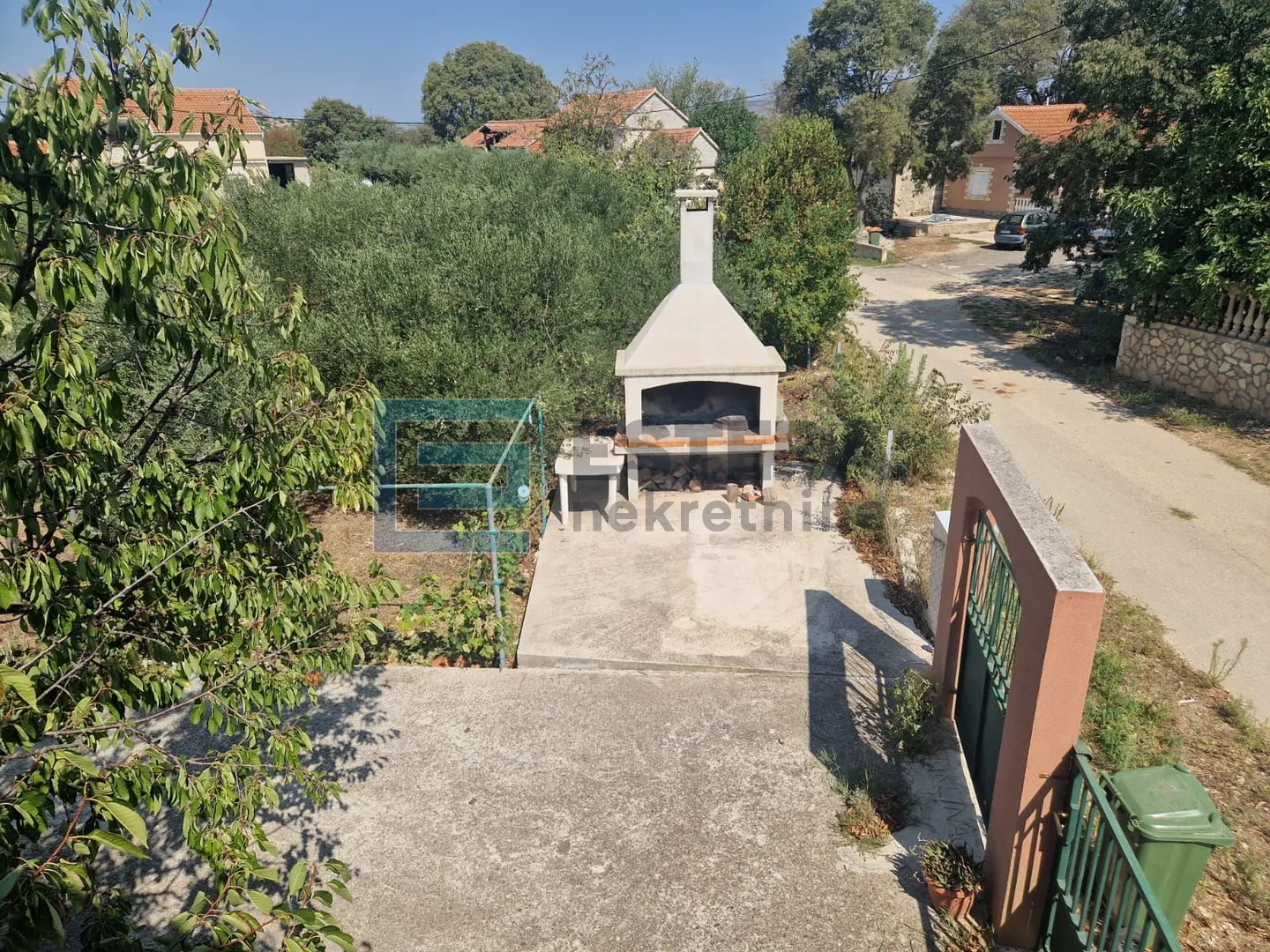 kuća prodaja polača 160 m2 na 2396 građevinske parcele - slika 10