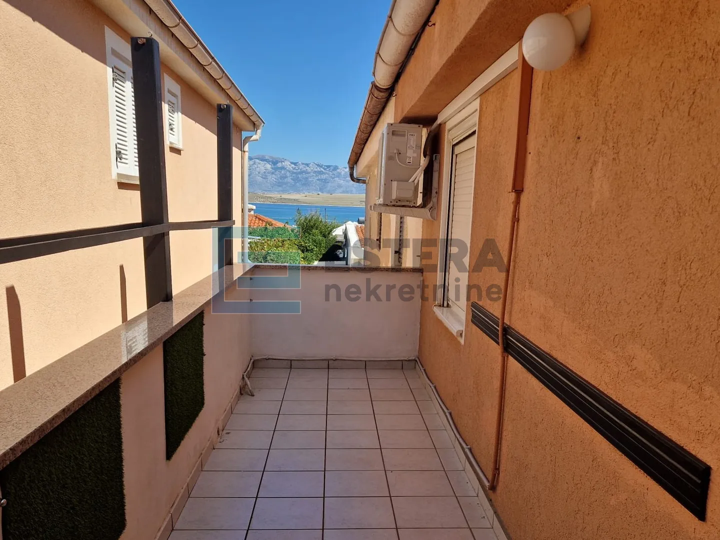 kuća prodaja vir, 4 apartmana, 148 m2, 60 m od mora - slika 7