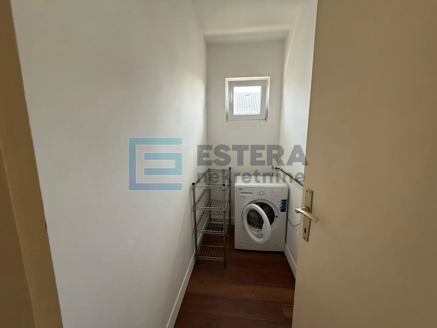 stambeno poslovna zgrade 600m2 prodaja caginec, zemljište 7430 m2 - slika 20