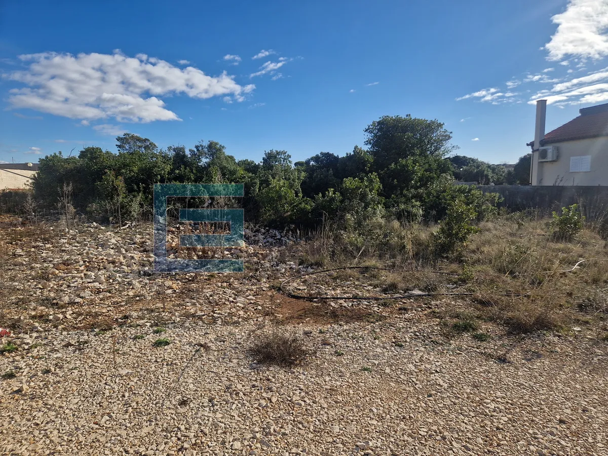 građevinsko zemljište 634 m2 prodaja donje raštane - slika 5