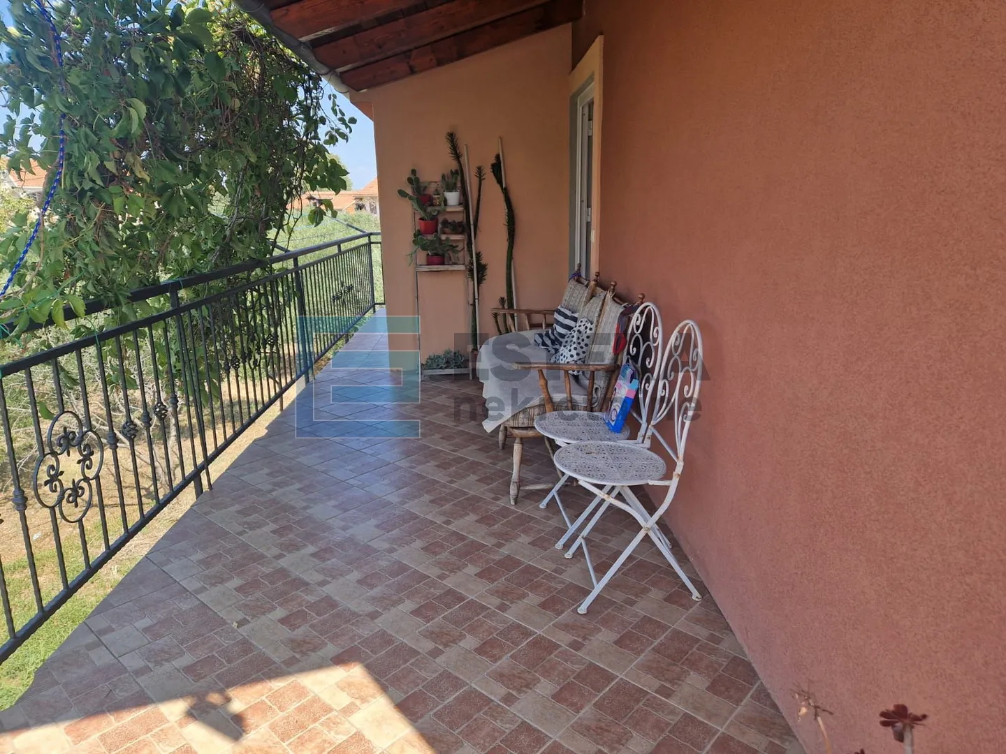 kuća prodaja polača 160 m2 na 2396 građevinske parcele - slika 9