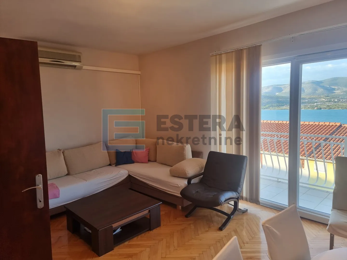 prodaja čiovo kuća s 5 apartmana 200 m od mora, otvoren pogled na more - slika 7