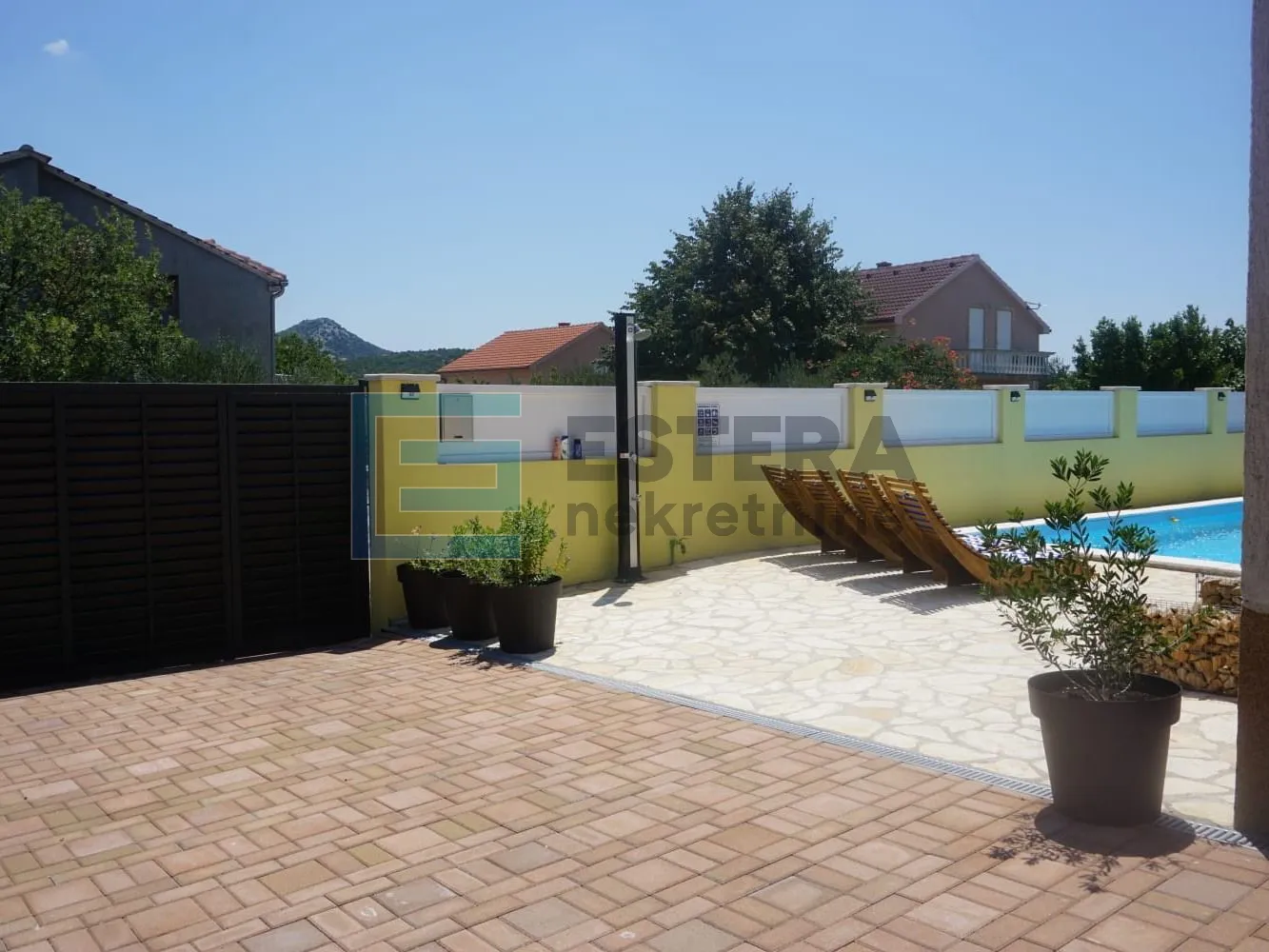 prodaja kuća sa bazenom polača, 150 m2 - slika 6