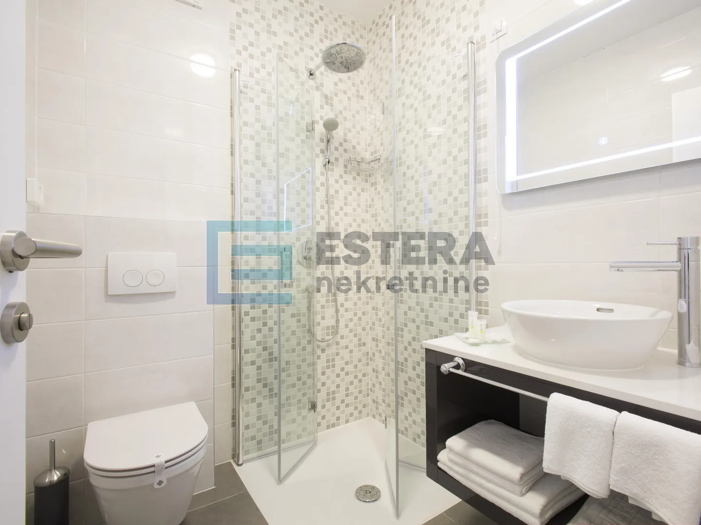 prodaja boutique hotel 18 soba, 4*, pag, pogled na more, 150 m od mora - slika 7
