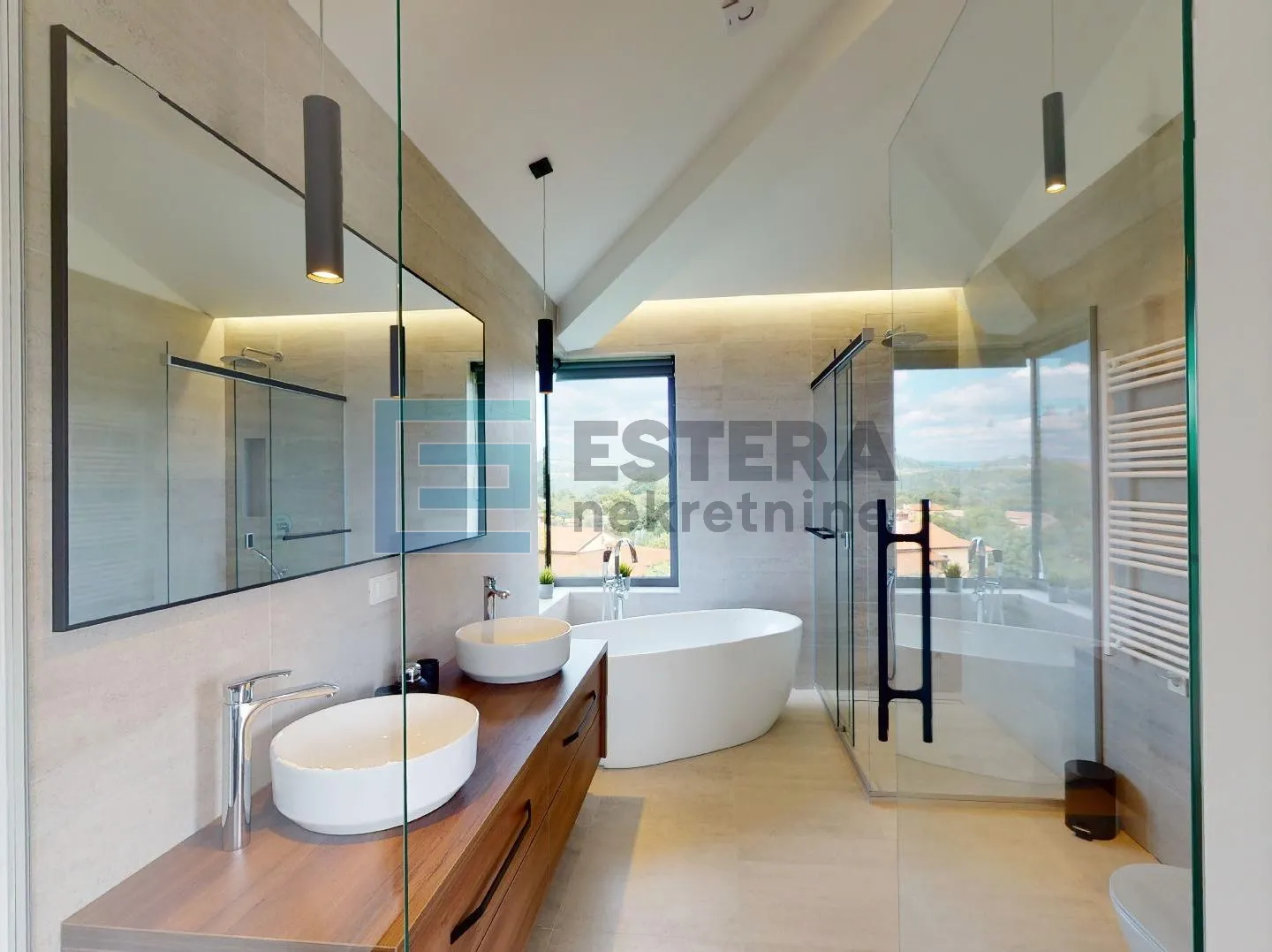 vila unutrašnjost istre 450 m2 - slika 30