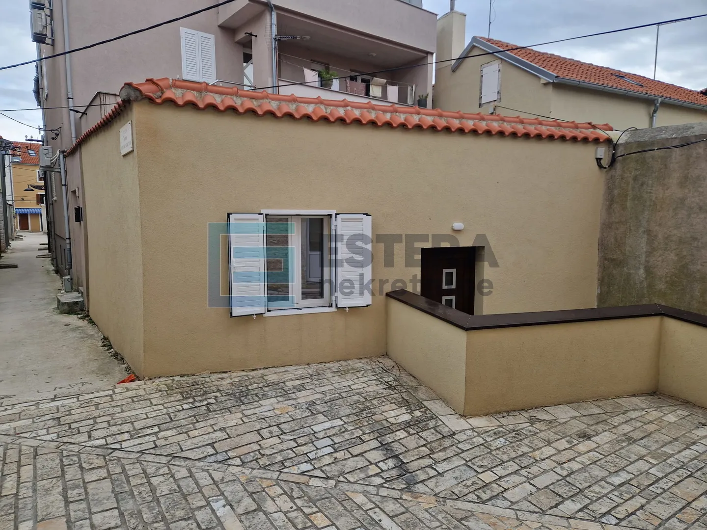 stan 40 m2 prodaja biograd na moru, 1s, priz, adaptiran - slika 10