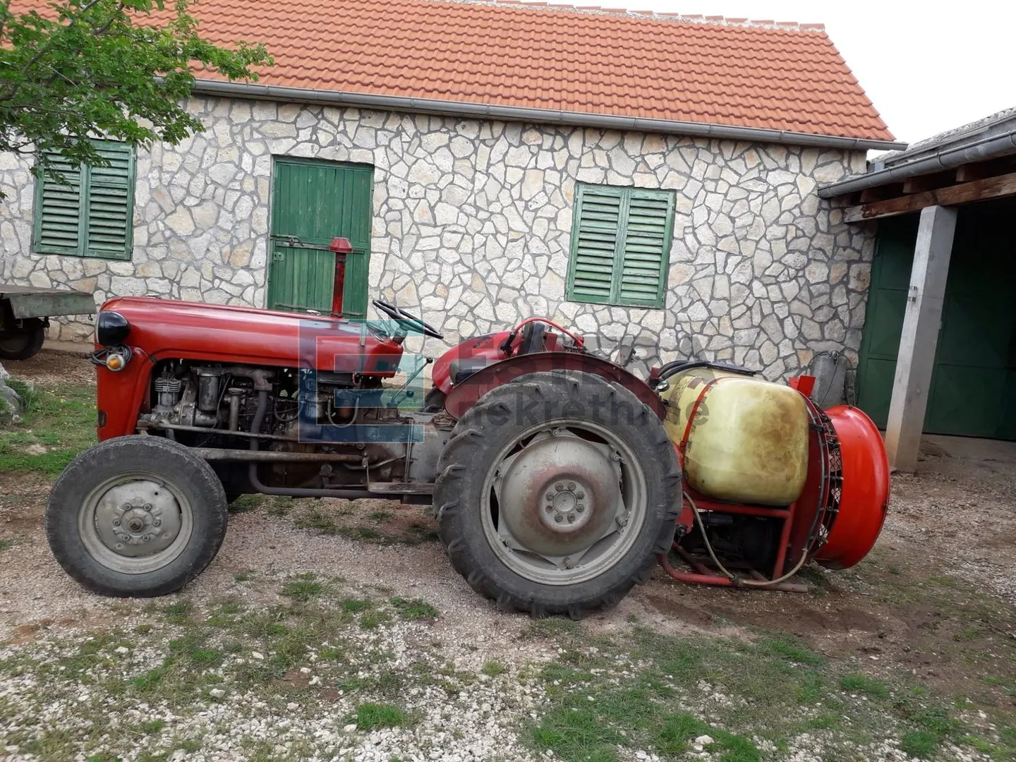 prodaja kuća sa bazenom nadin, 339 m2, imanje 45922 m2 - slika 13